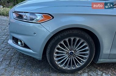 Седан Ford Fusion 2013 в Снятине