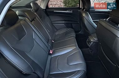 Седан Ford Fusion 2013 в Снятине