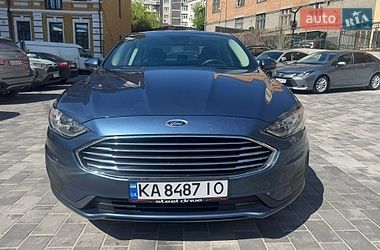 Седан Ford Fusion 2018 в Киеве