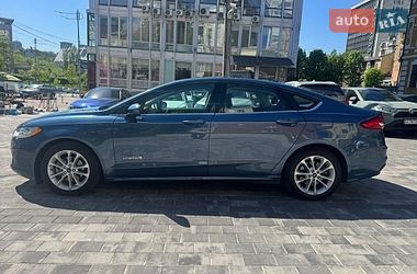 Седан Ford Fusion 2018 в Киеве