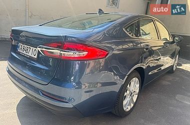 Седан Ford Fusion 2018 в Киеве