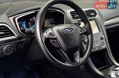 Седан Ford Fusion 2018 в Киеве