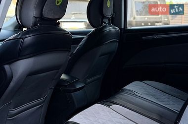 Седан Ford Fusion 2013 в Одессе