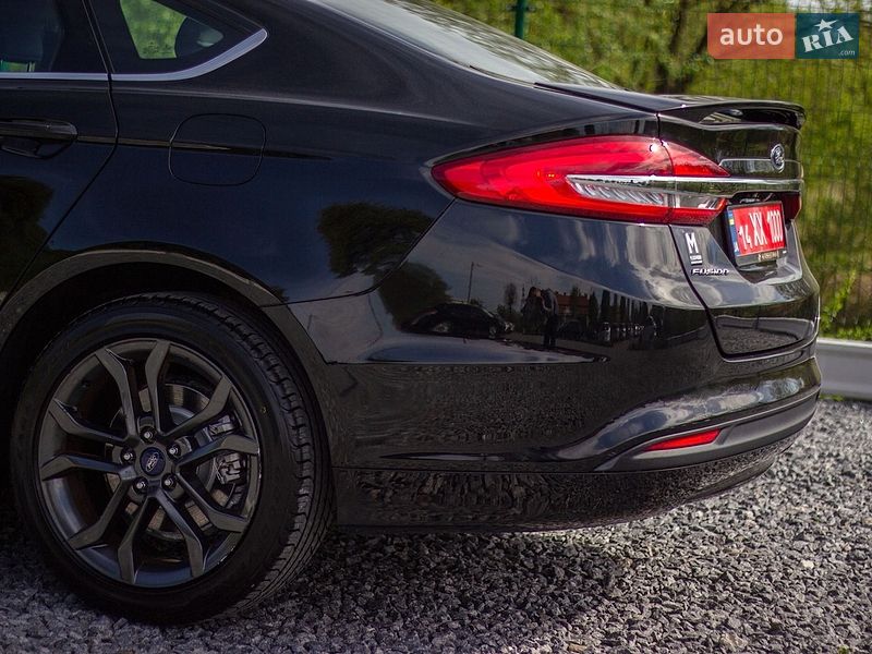 Седан Ford Fusion 2018 в Дрогобыче