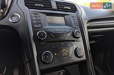 Седан Ford Fusion 2018 в Дрогобыче