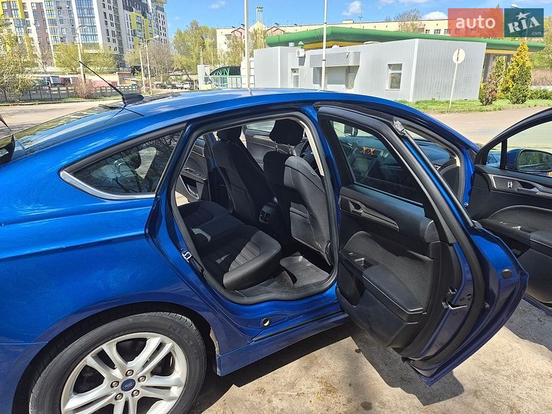 Седан Ford Fusion 2017 в Тернополе