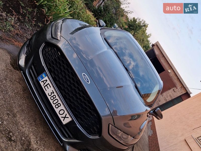 Ford Fusion 2015