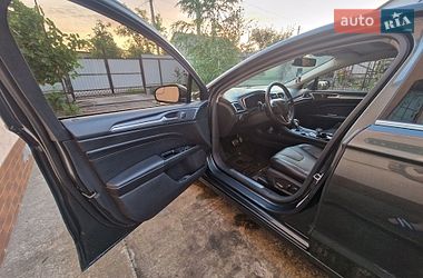 Седан Ford Fusion 2015 в Кривом Роге