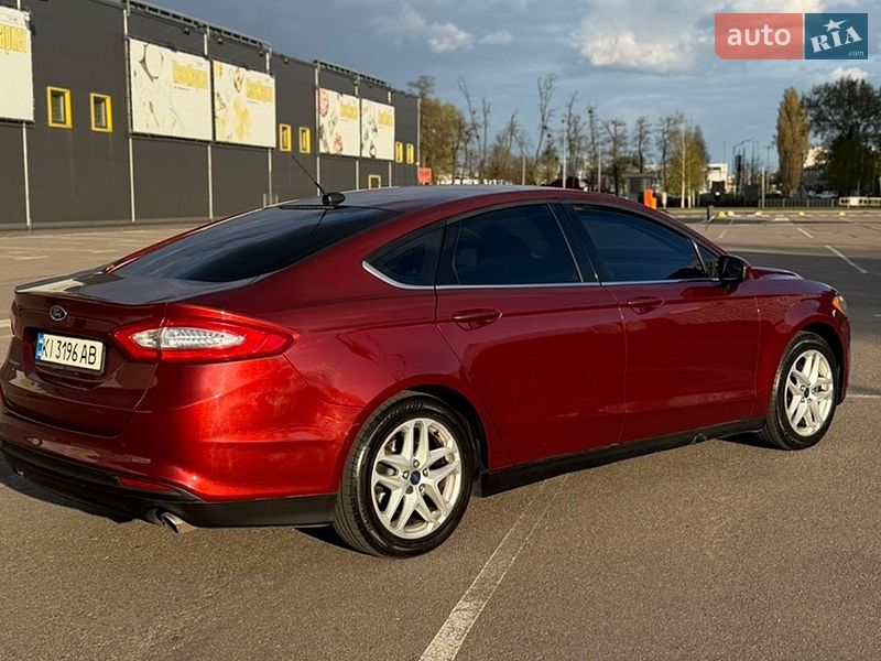 Седан Ford Fusion 2013 в Киеве