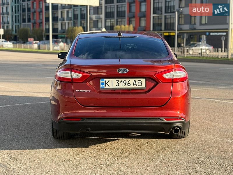 Седан Ford Fusion 2013 в Киеве
