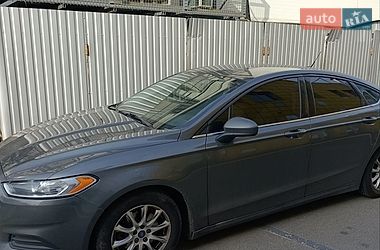 Седан Ford Fusion 2015 в Киеве
