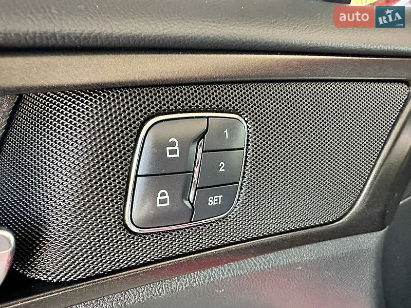 Седан Ford Fusion 2016 в Николаеве