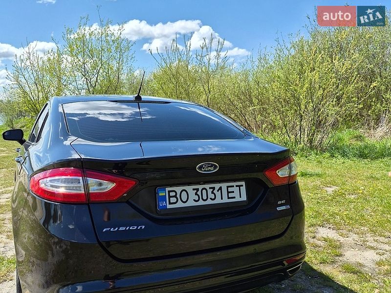 Седан Ford Fusion 2016 в Тернополі