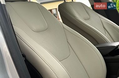 Седан Ford Fusion 2016 в Дрогобичі