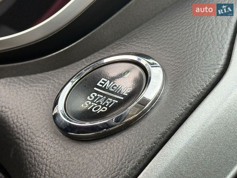 Седан Ford Fusion 2016 в Дрогобичі