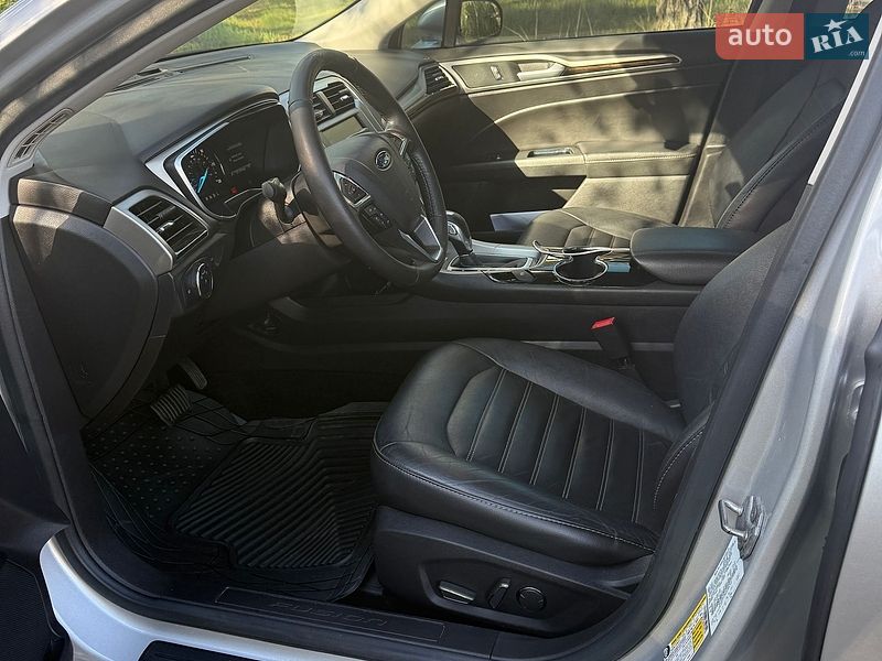 Седан Ford Fusion 2016 в Києві