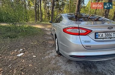 Седан Ford Fusion 2016 в Києві