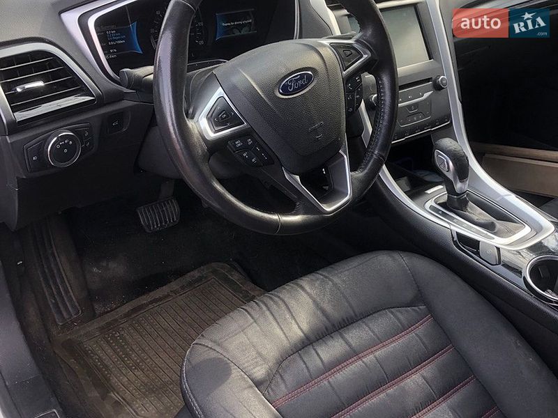 Седан Ford Fusion 2015 в Києві