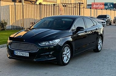 Седан Ford Fusion 2014 в Ужгороде