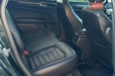 Седан Ford Fusion 2014 в Ужгороде