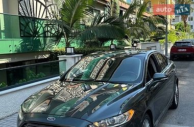 Седан Ford Fusion 2015 в Ирпене