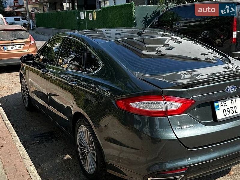 Седан Ford Fusion 2015 в Ірпені