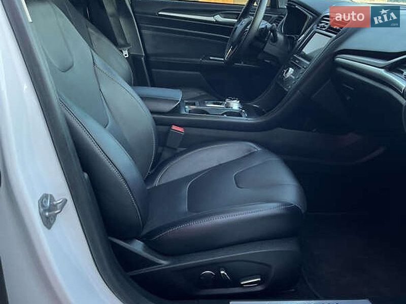 Седан Ford Fusion 2018 в Киеве