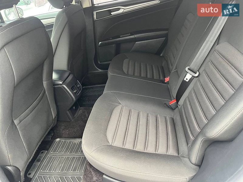 Седан Ford Fusion 2017 в Вінниці
