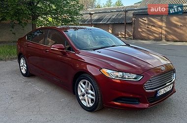 Седан Ford Fusion 2014 в Полтаві