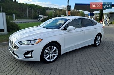 Седан Ford Fusion 2019 в Могилев-Подольске
