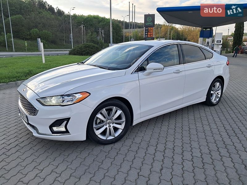 Седан Ford Fusion 2019 в Могилев-Подольске
