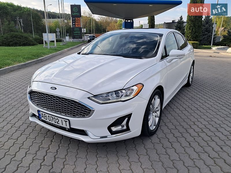 Седан Ford Fusion 2019 в Могилев-Подольске