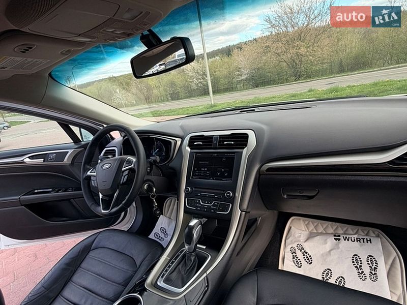 Седан Ford Fusion 2016 в Трускавце