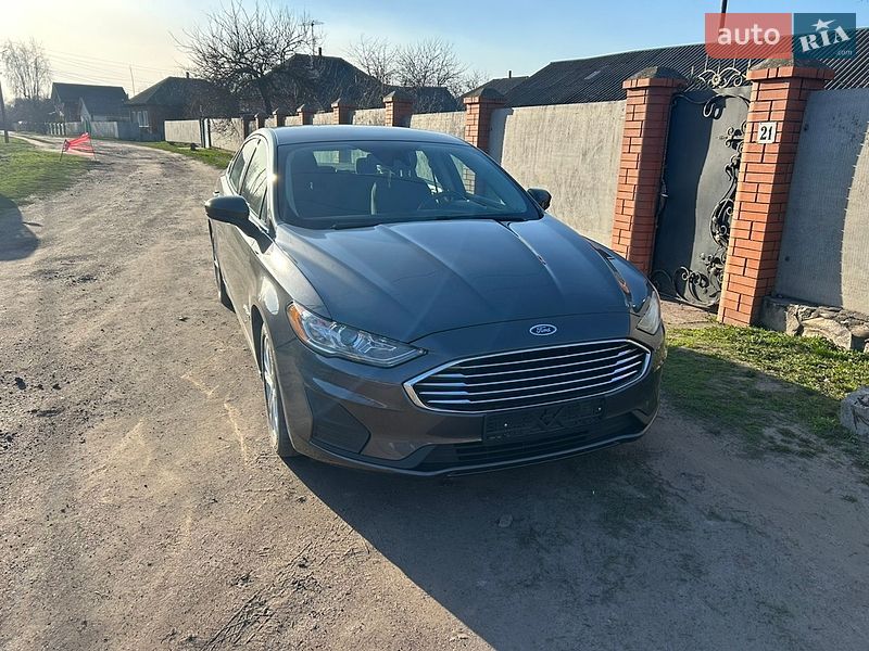 Седан Ford Fusion 2018 в Конотопі