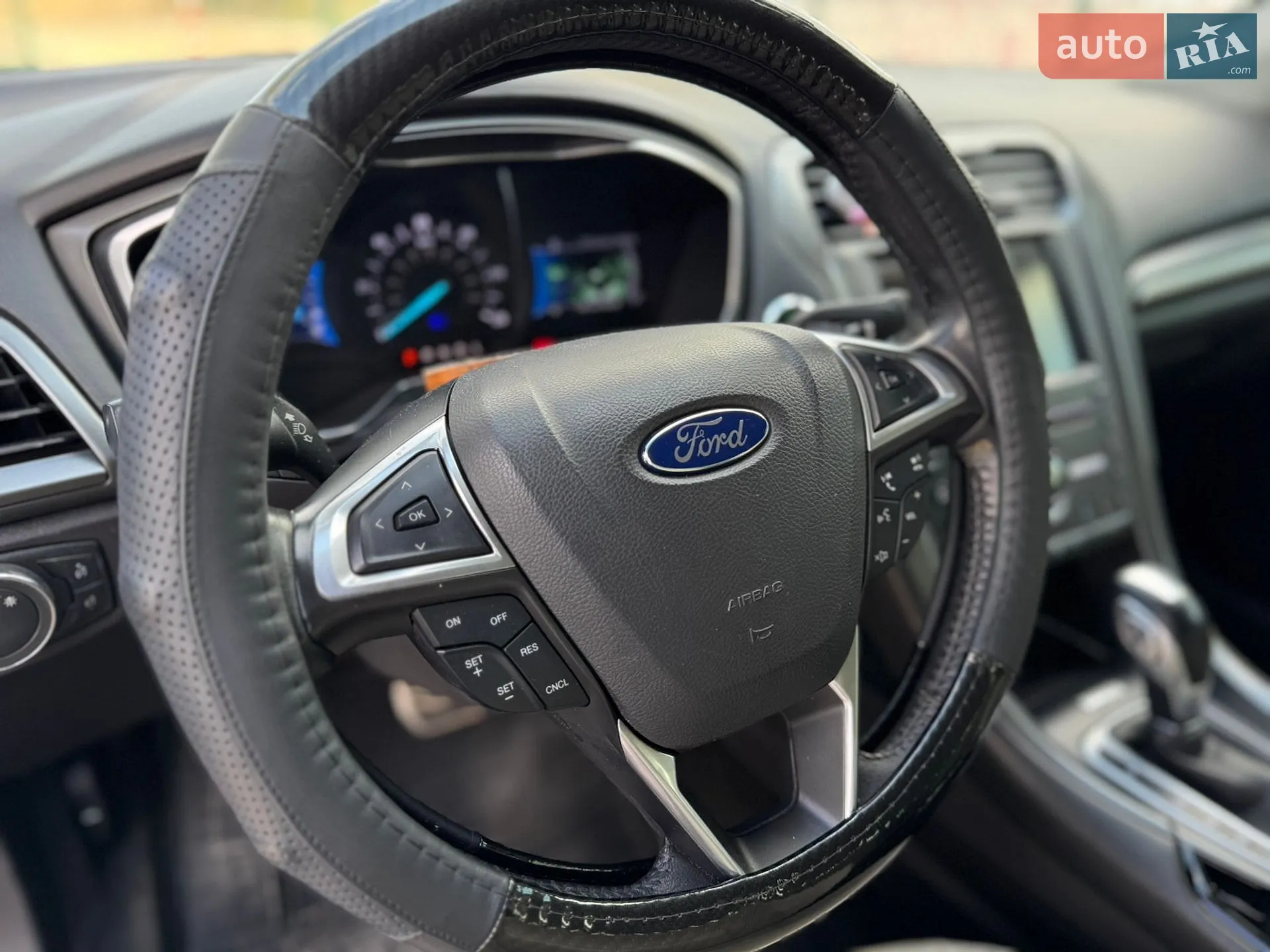2016 Ford Fusion - мініатюра 28