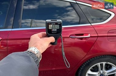 Седан Ford Fusion 2016 в Умані