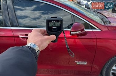 Седан Ford Fusion 2016 в Умані