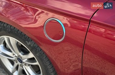 Седан Ford Fusion 2016 в Умані