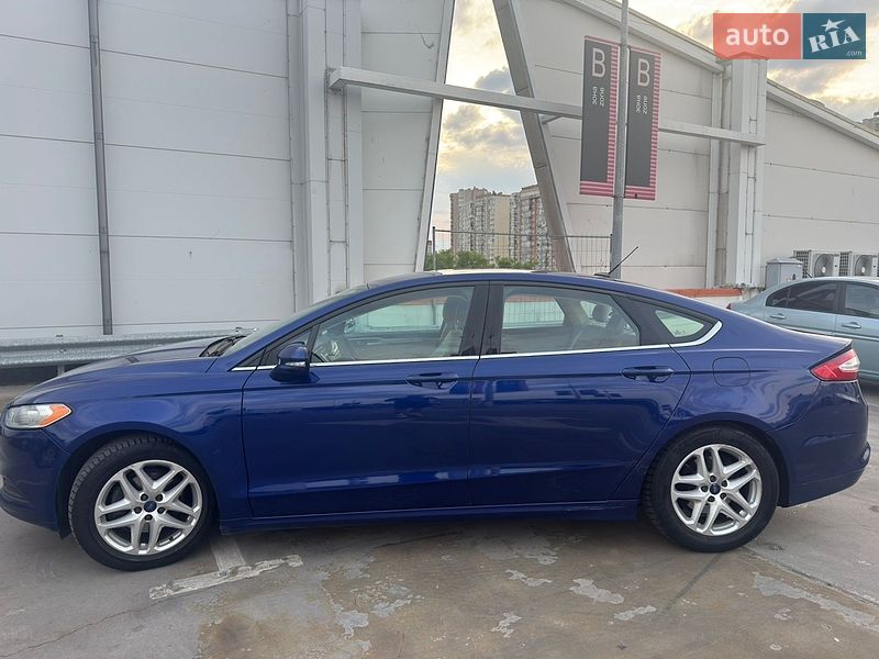 Седан Ford Fusion 2014 в Києві