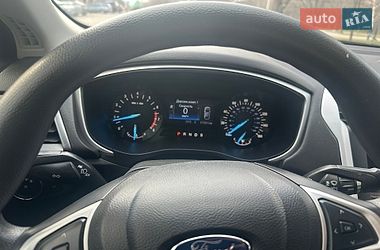 Седан Ford Fusion 2014 в Запоріжжі