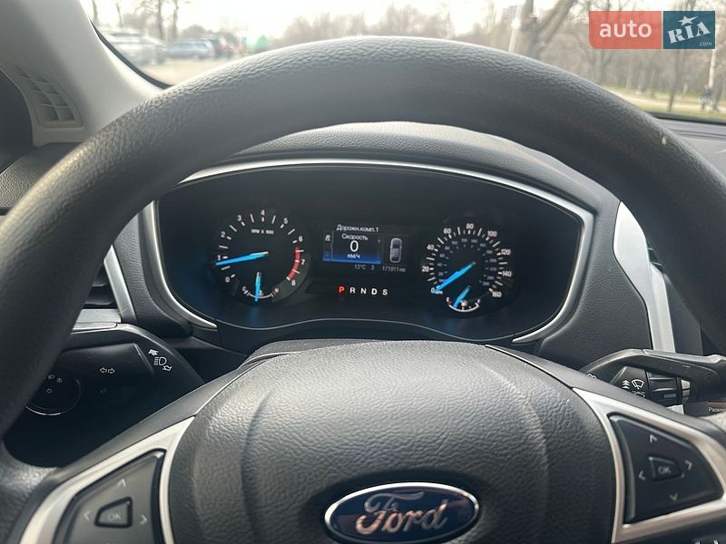 Седан Ford Fusion 2014 в Запоріжжі