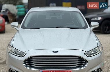 Седан Ford Fusion 2013 в Івано-Франківську