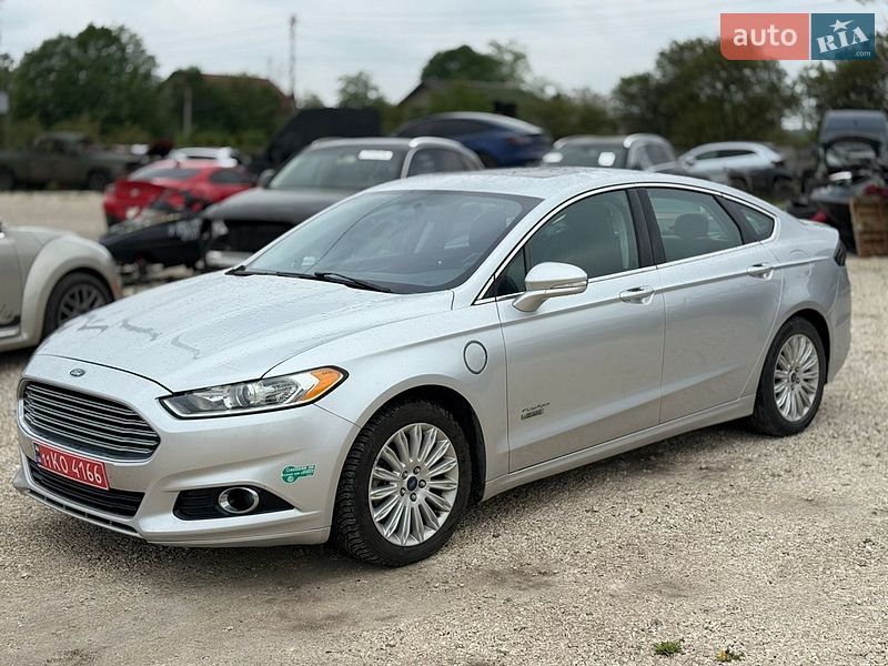 Седан Ford Fusion 2013 в Ивано-Франковске
