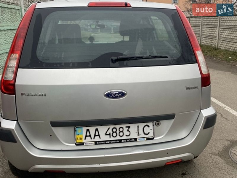 Хетчбек Ford Fusion 2009 в Києві