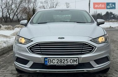 Седан Ford Fusion 2016 в Львові