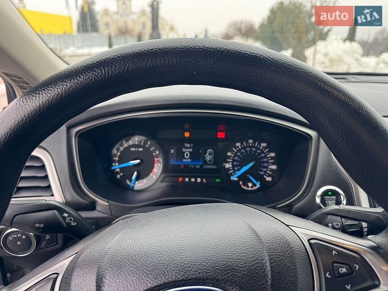 Седан Ford Fusion 2016 в Львові