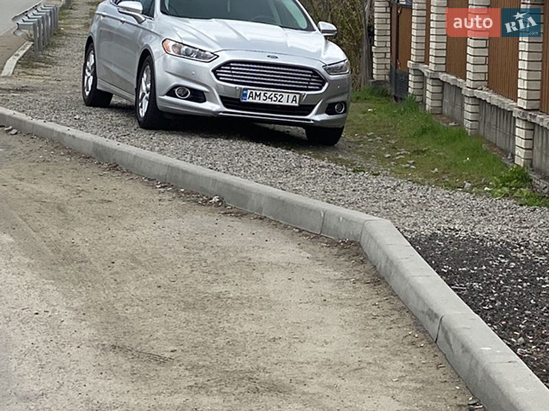 Ford Fusion 2015