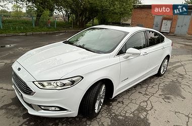 Седан Ford Fusion 2018 в Лубнах