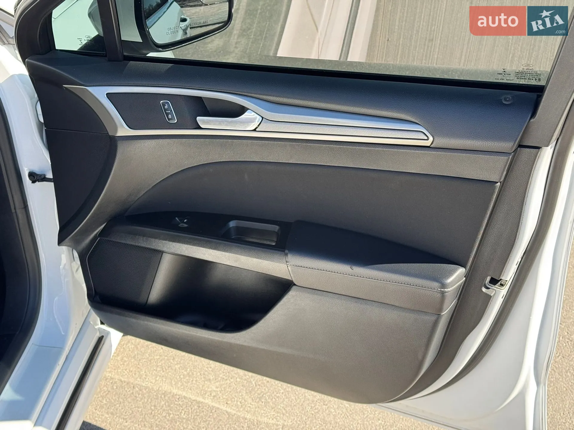 2017 Ford Fusion - мініатюра 34
