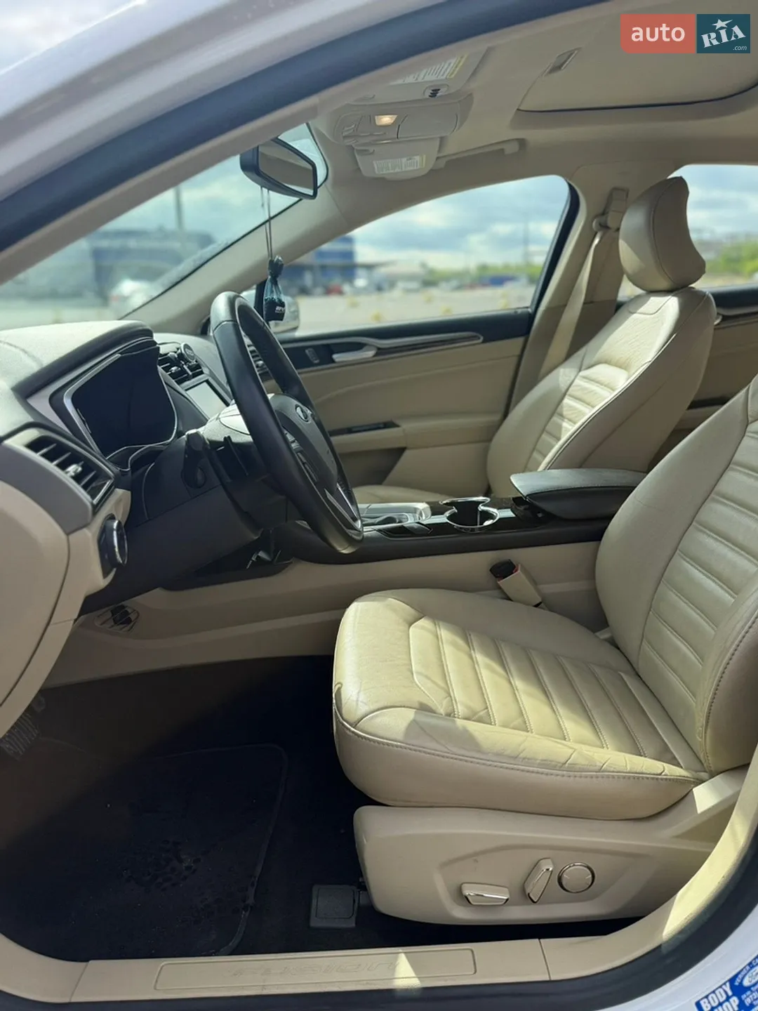 2015 Ford Fusion - мініатюра 11